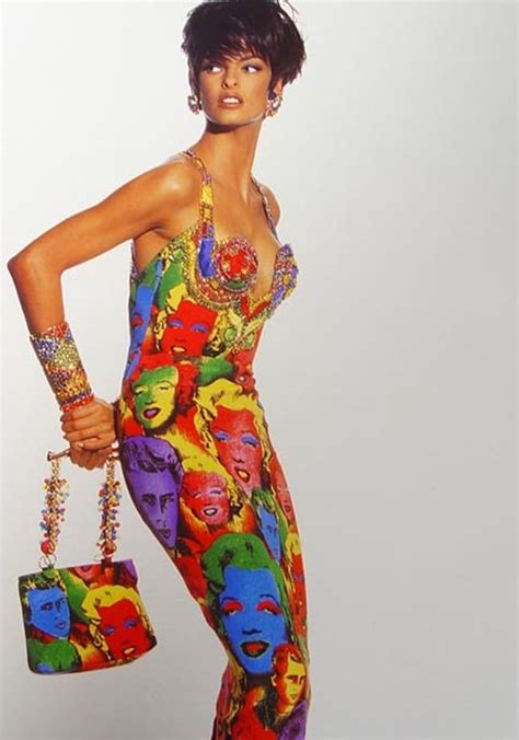 versace linda evangelista irving penn|WE ♥ VERSACE: Naomi Campbell, Linda Evangelista & Christy .